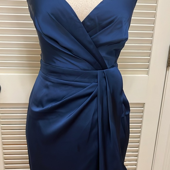 Lulu's Fabulous Affair Satin Surplice Tulip Midi Dress/Navy Blue, Size XS, NWT - Picture 5 of 17